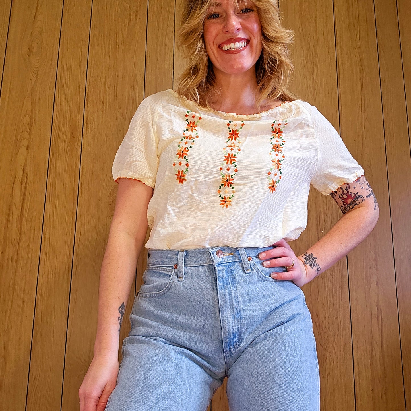 60s Floral Embroidered Top (M)
