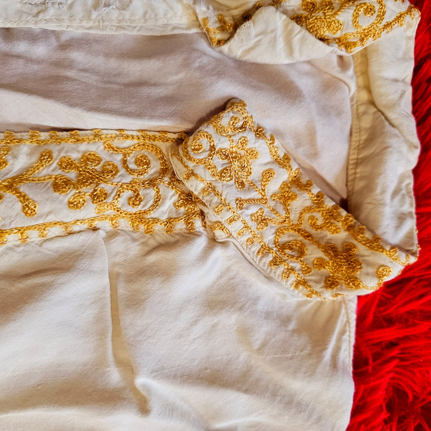 60s Golden Embroidered Linen Top from Israel (S/M)