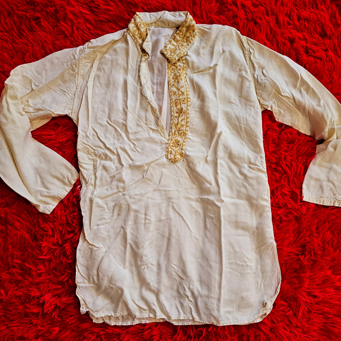 60s Golden Embroidered Linen Top from Israel (S/M)