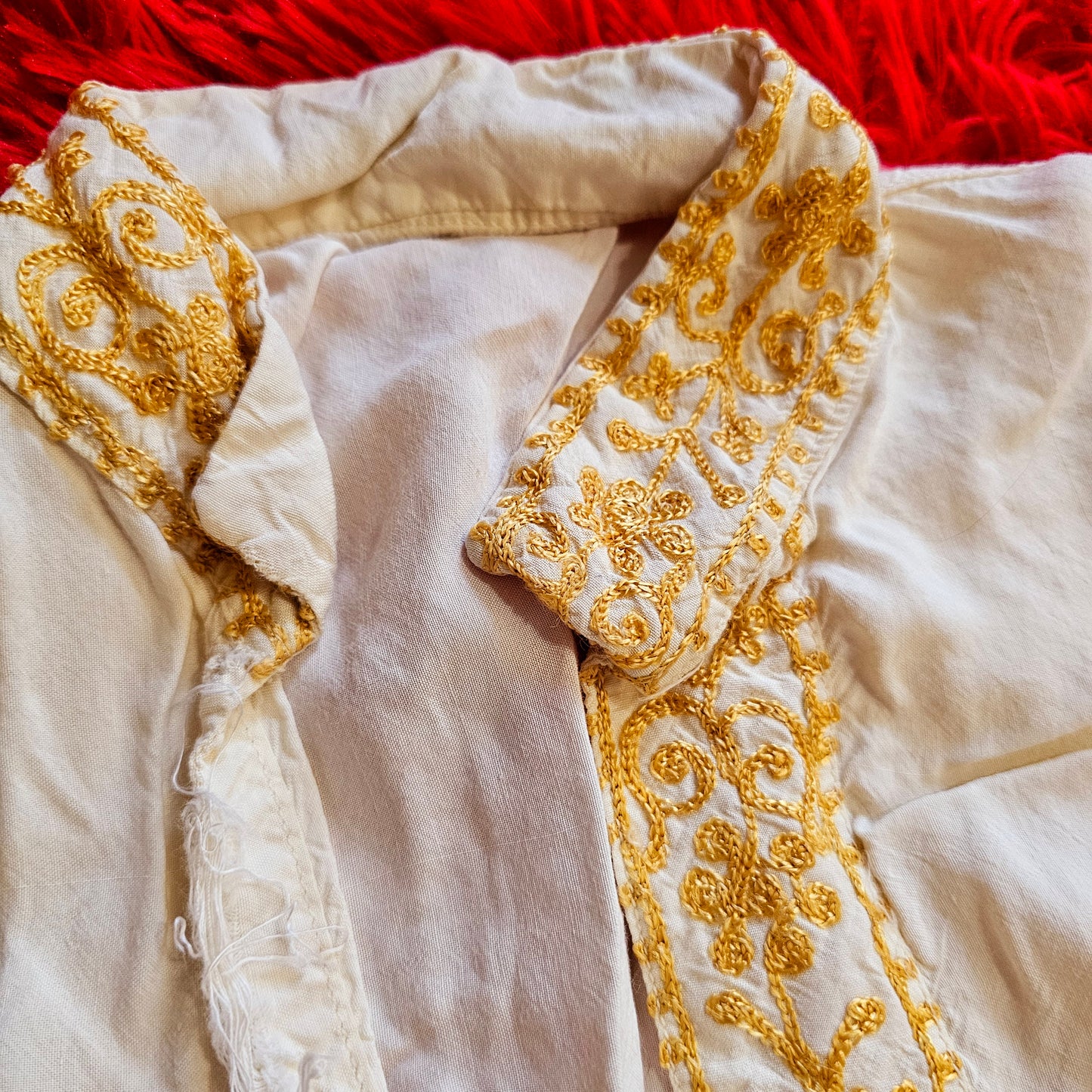 60s Golden Embroidered Linen Top from Israel (S/M)