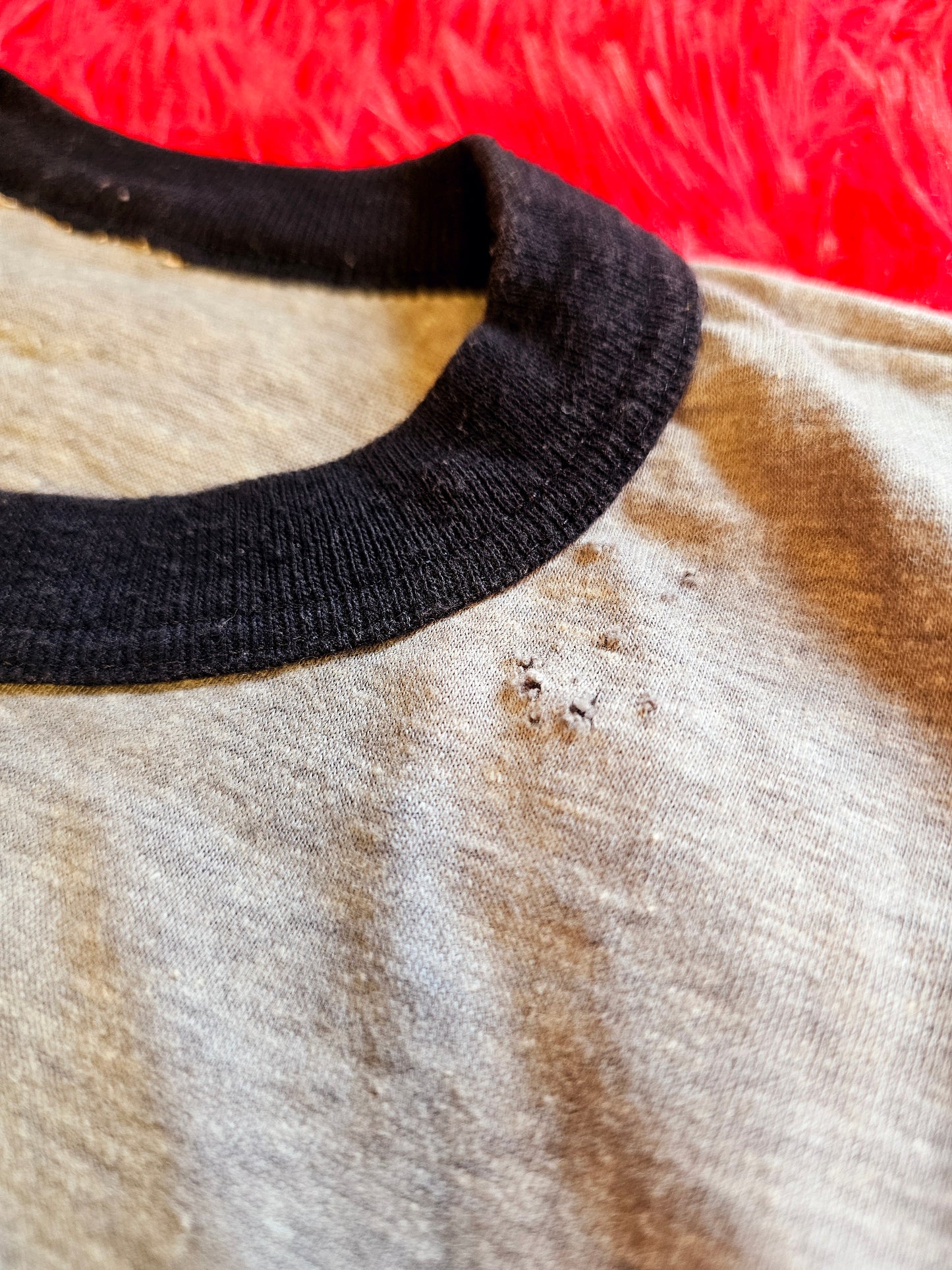 70s/80s "Ever Felt Like A Fire Hydrant, And All Your Friends Were Dogs" Tee (S/M)