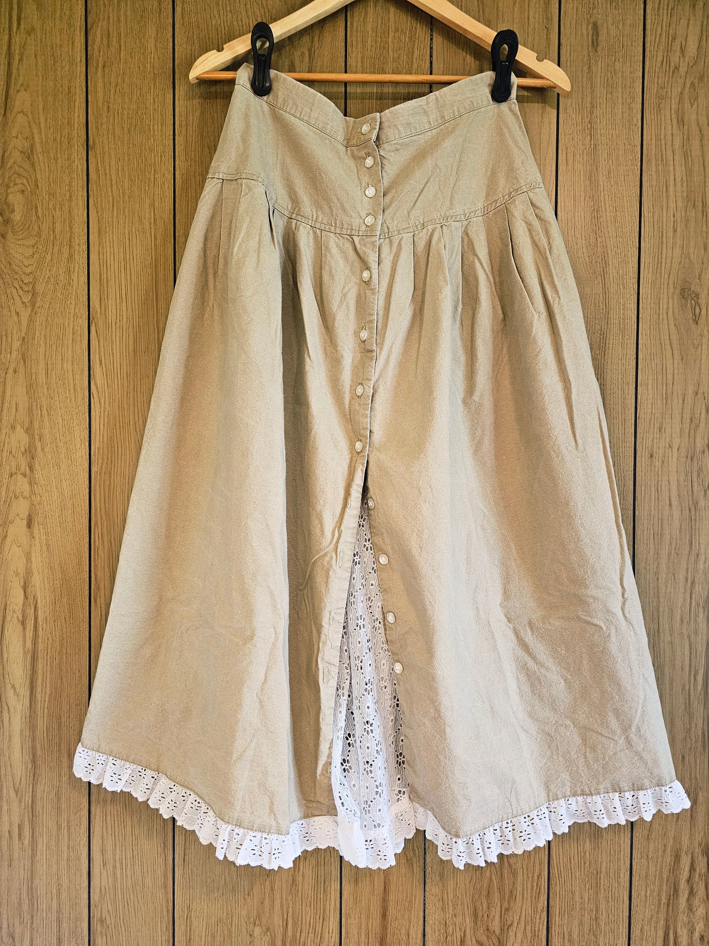 70s "Catch Me" Tan & Lace SKirt (S/M)