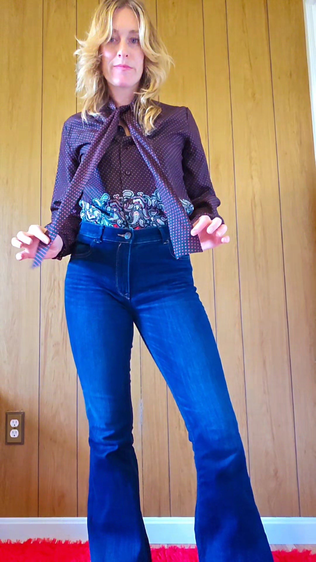1970s Tie Neck Blouse (M/L)
