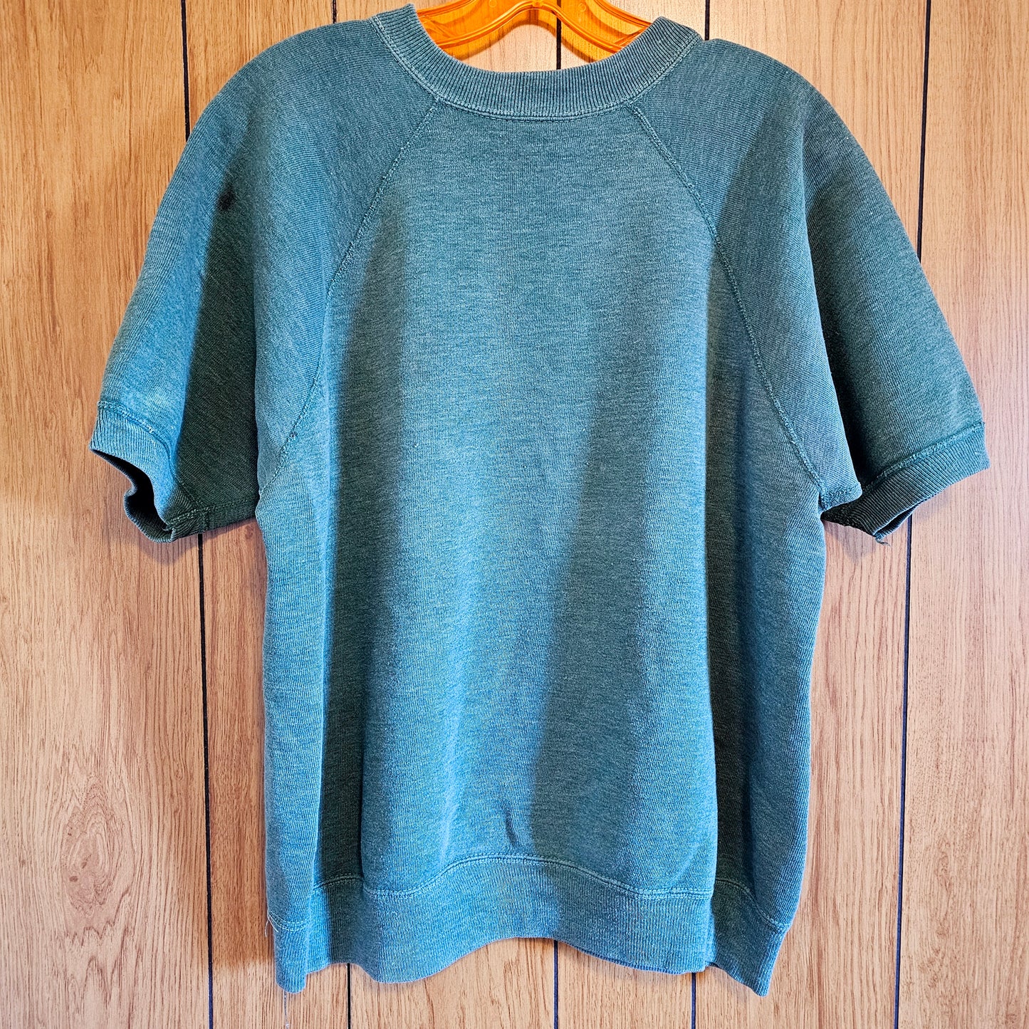 80s Short Sleeve Pullover Sweatshirt (S-L)