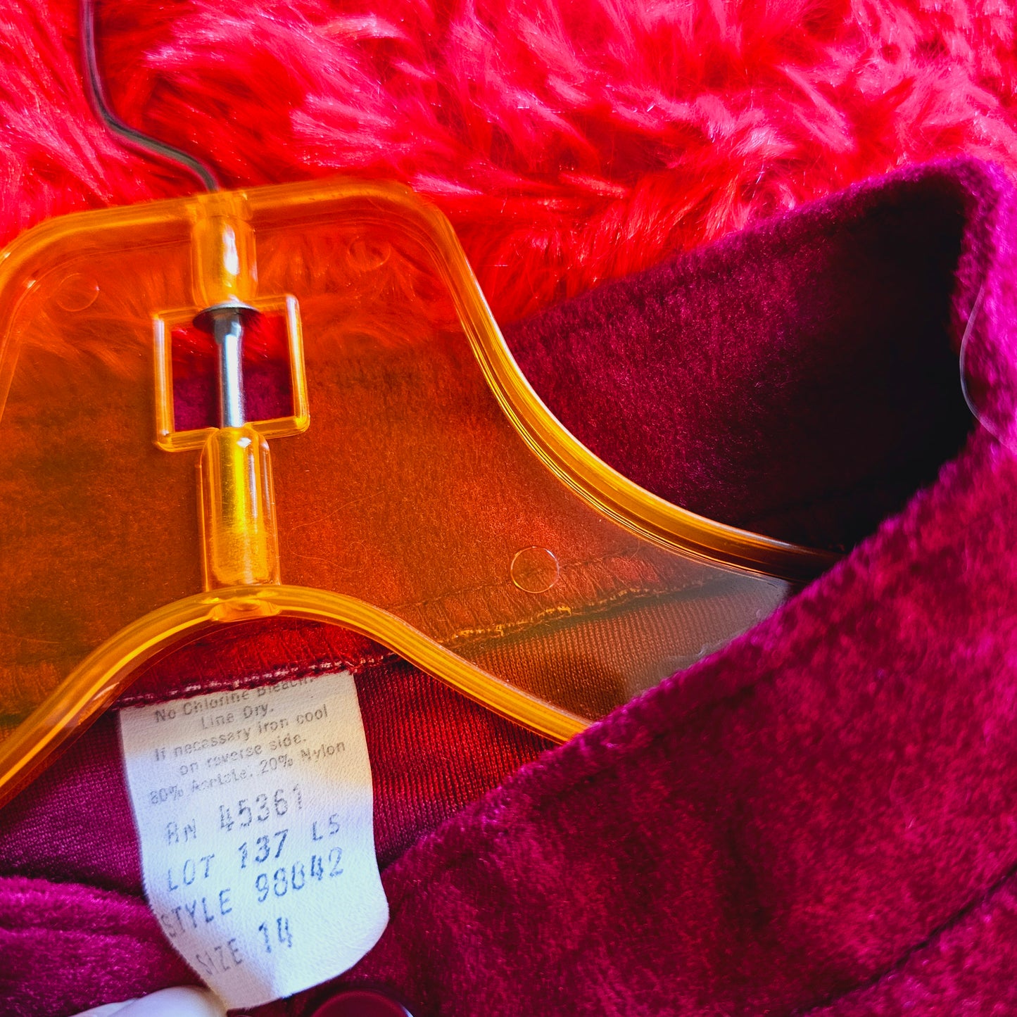 70s Velvetty Velour Blend Top (M)