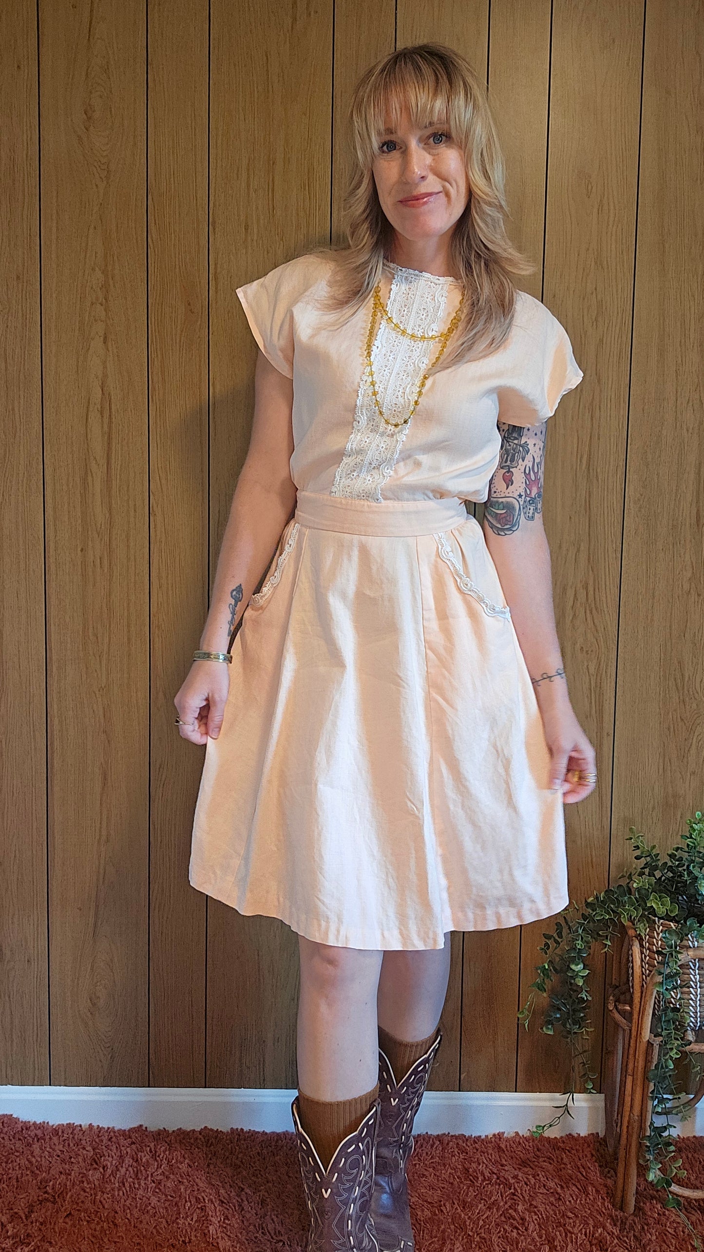 60s Lace Accented Open Back Dress w/ Pockets (S)