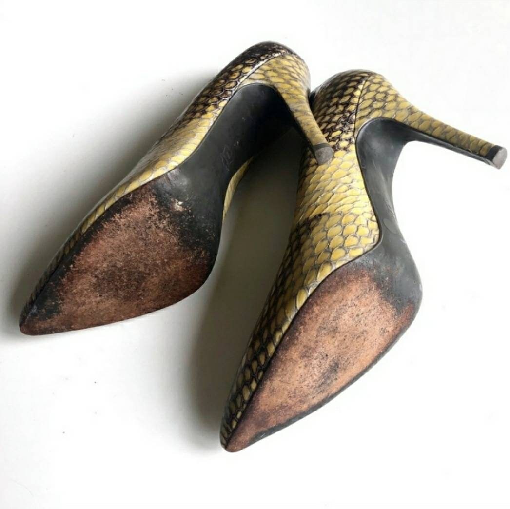 Vintage BCBGMAXAZRIA Snake Skin Pumps