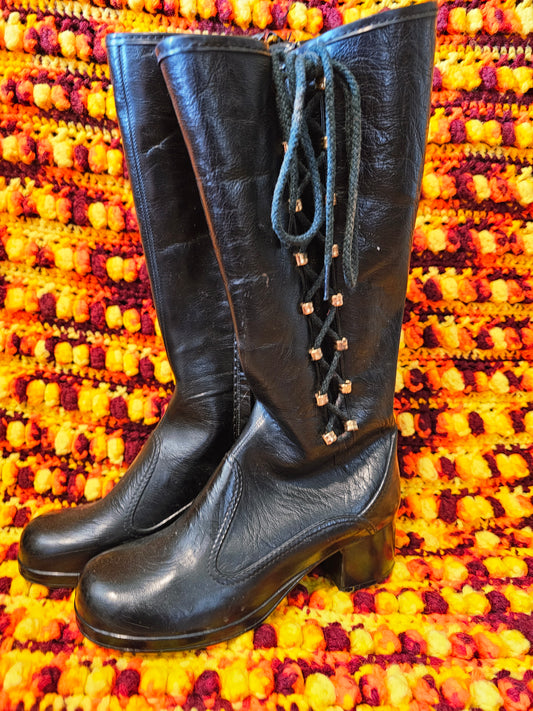 60s Black Heeled Boots with Lacing & Gold Accents (5)