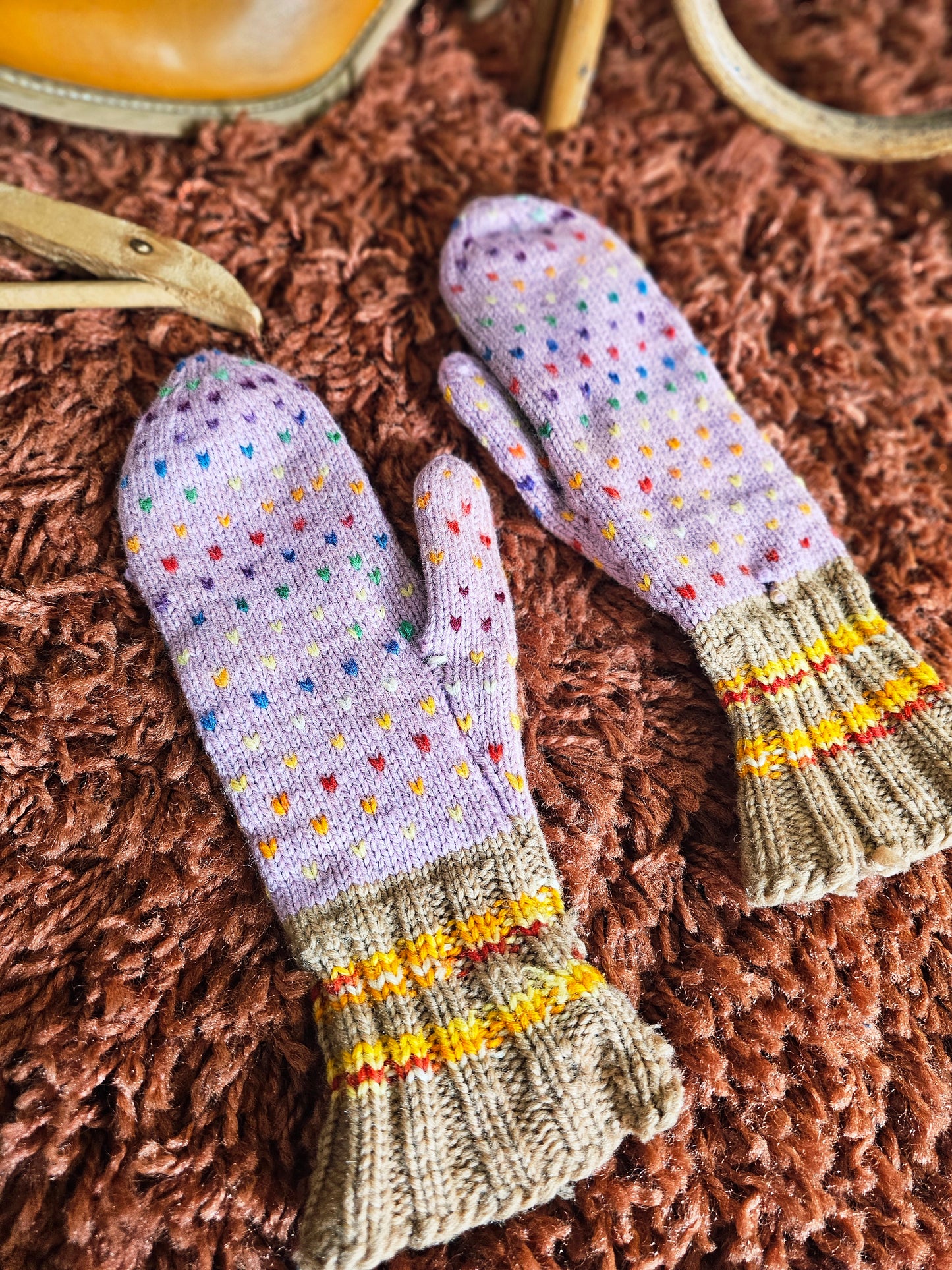 60s/70s Mittens