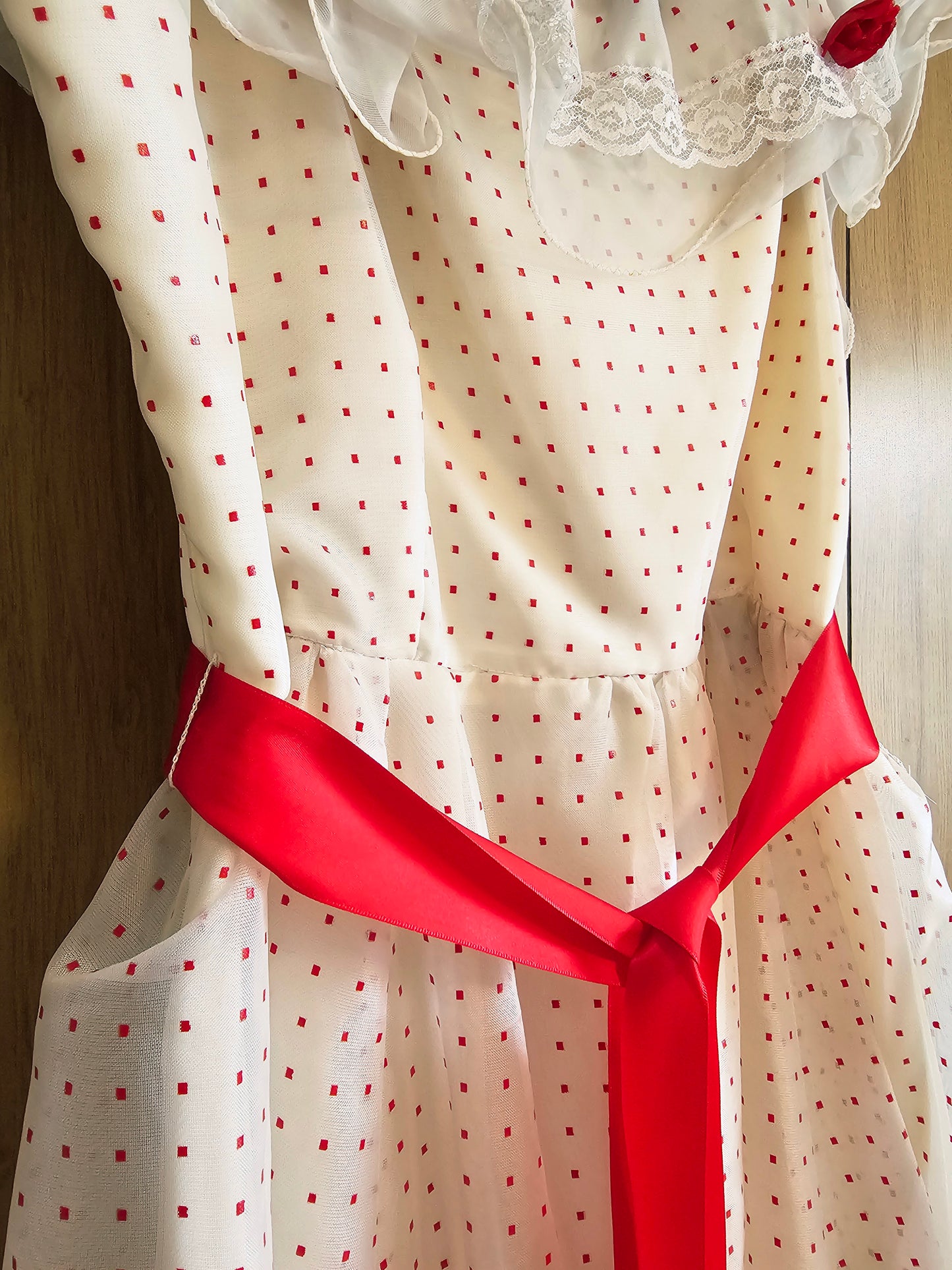 70s Romantic Red & White Dress (M)