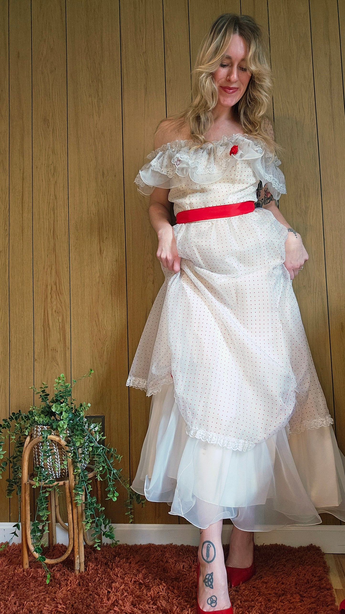 70s Romantic Red & White Dress (M)