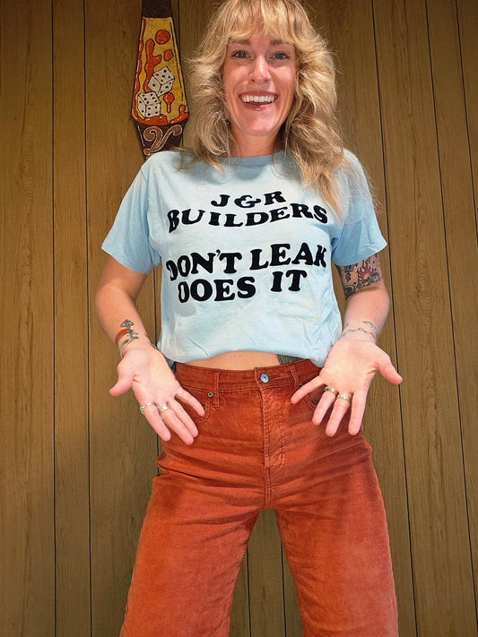 70s Don't Leak Does It Tee (L)