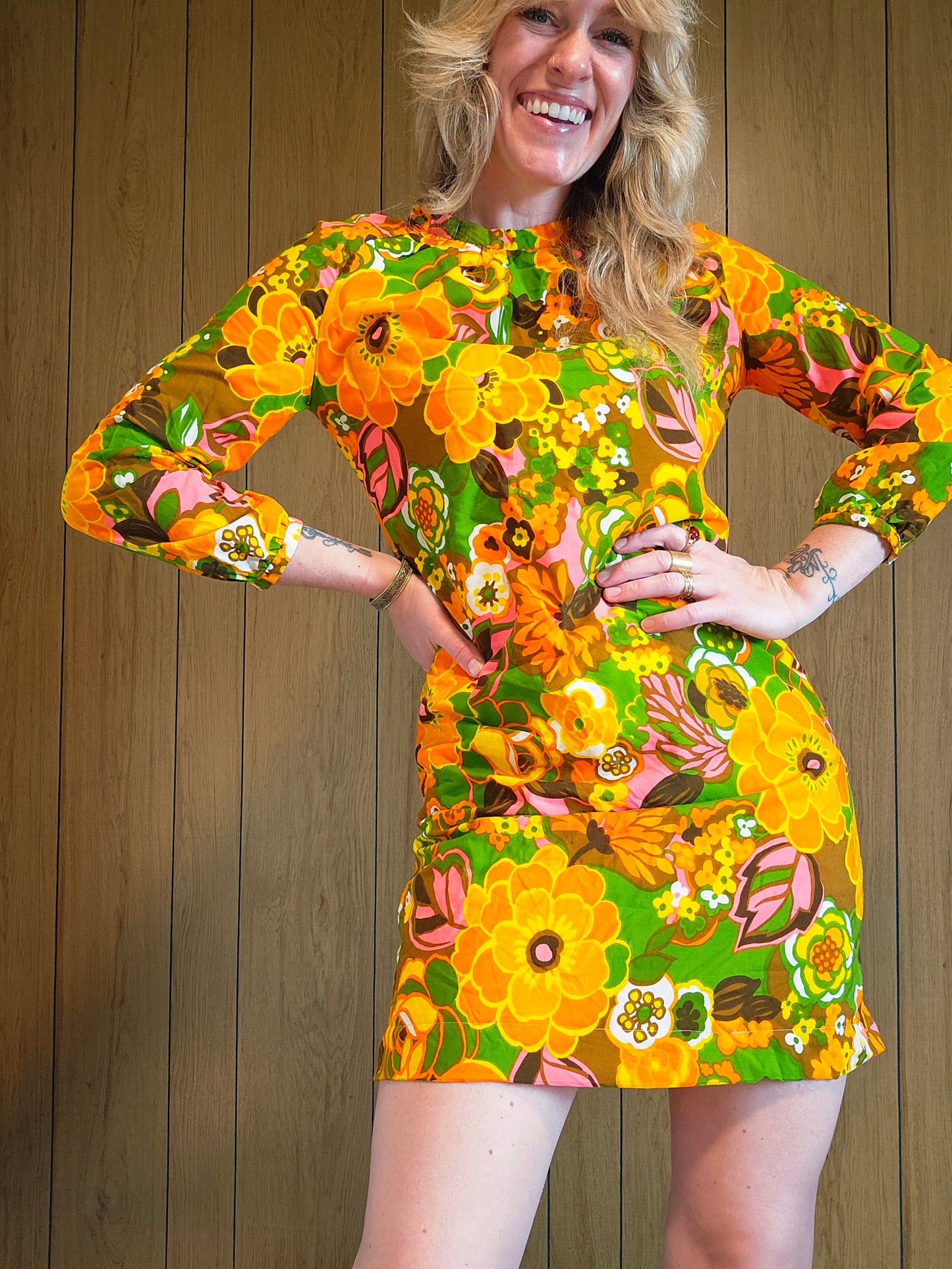 60s Groovy Shift Dress (M)