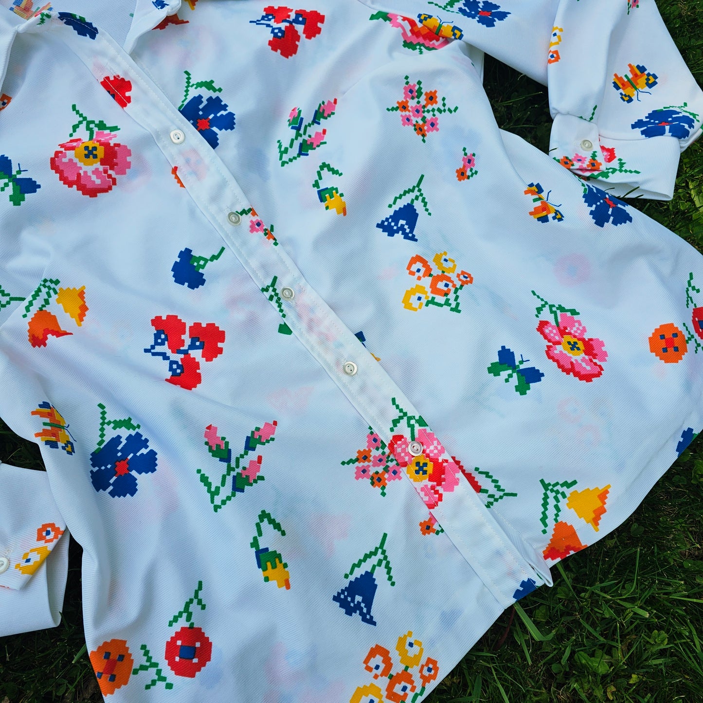 60s/70s Cross Stich Print Button Down Top (1X)