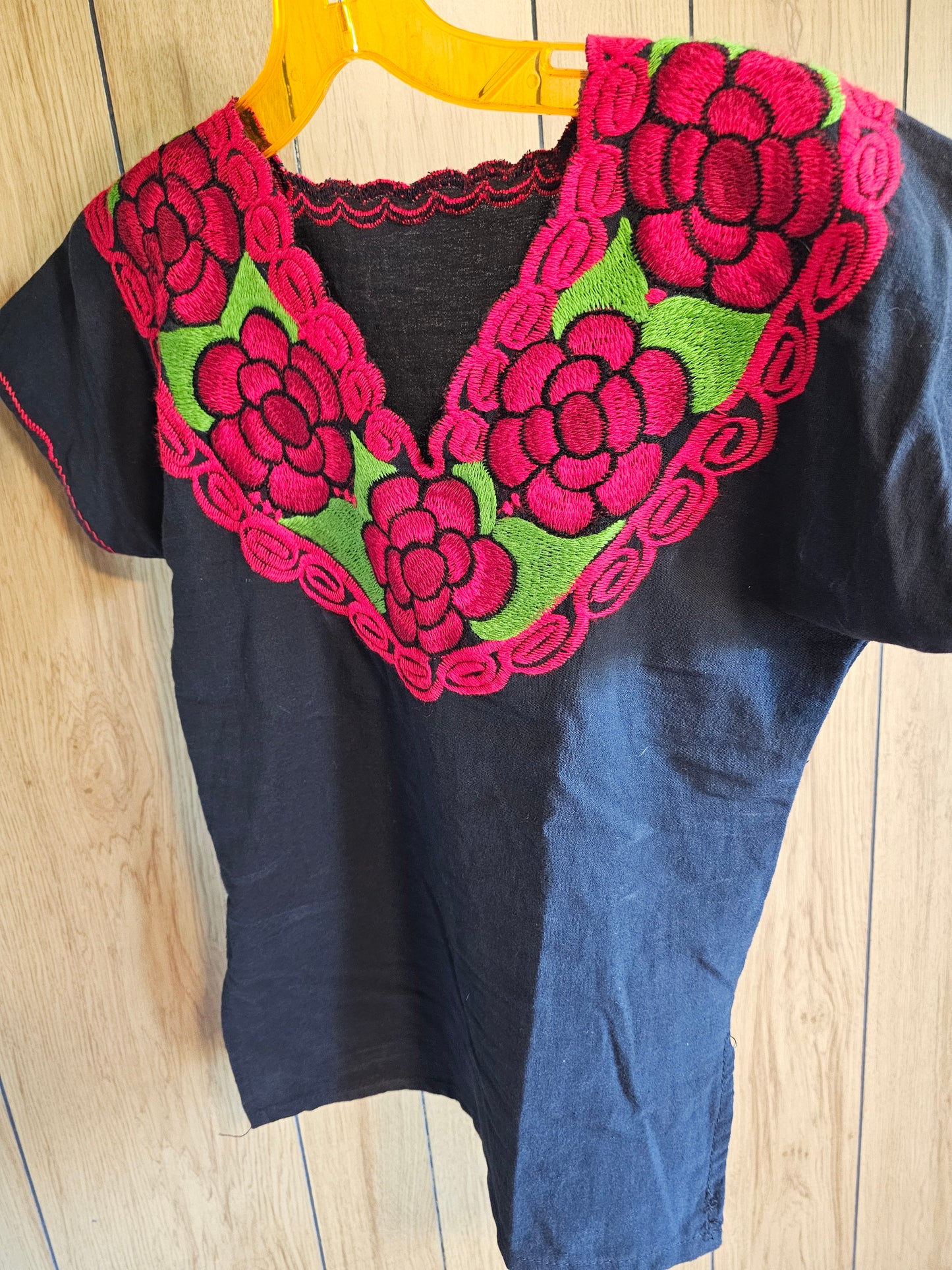 Vintage Stitched Rose Blouse (XS-S)
