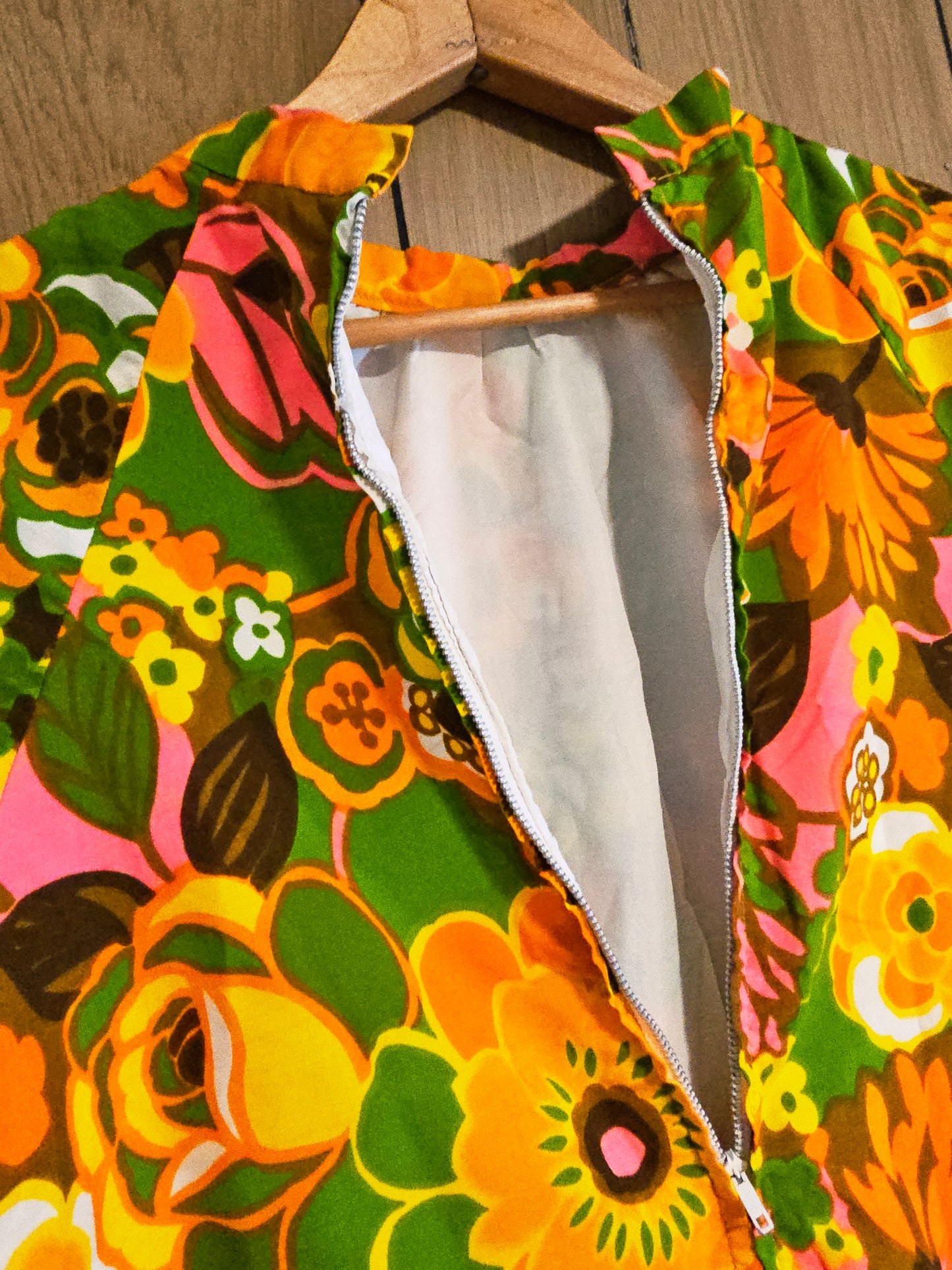 60s Groovy Shift Dress (M)