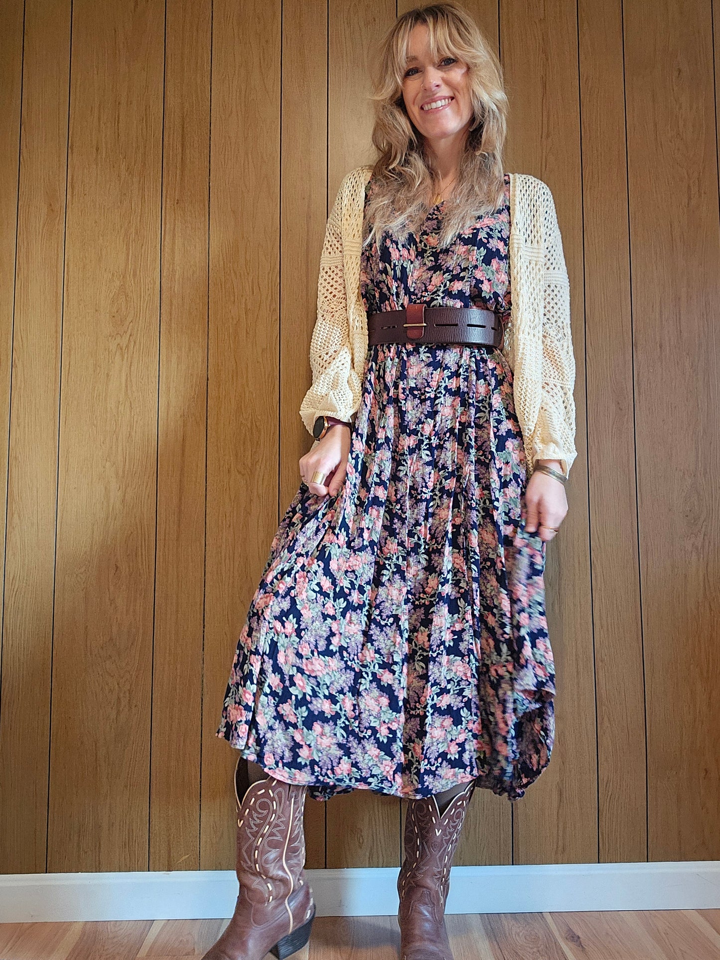 80s/90s Nostalgia Floral Dress (S-L)